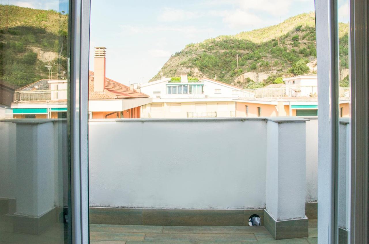 009 - Attico Sant'Anna Vista Mare 150M Dalla Spiaggia Con Terrazza Privata Διαμέρισμα Σέστρι Λεβάντε Εξωτερικό φωτογραφία