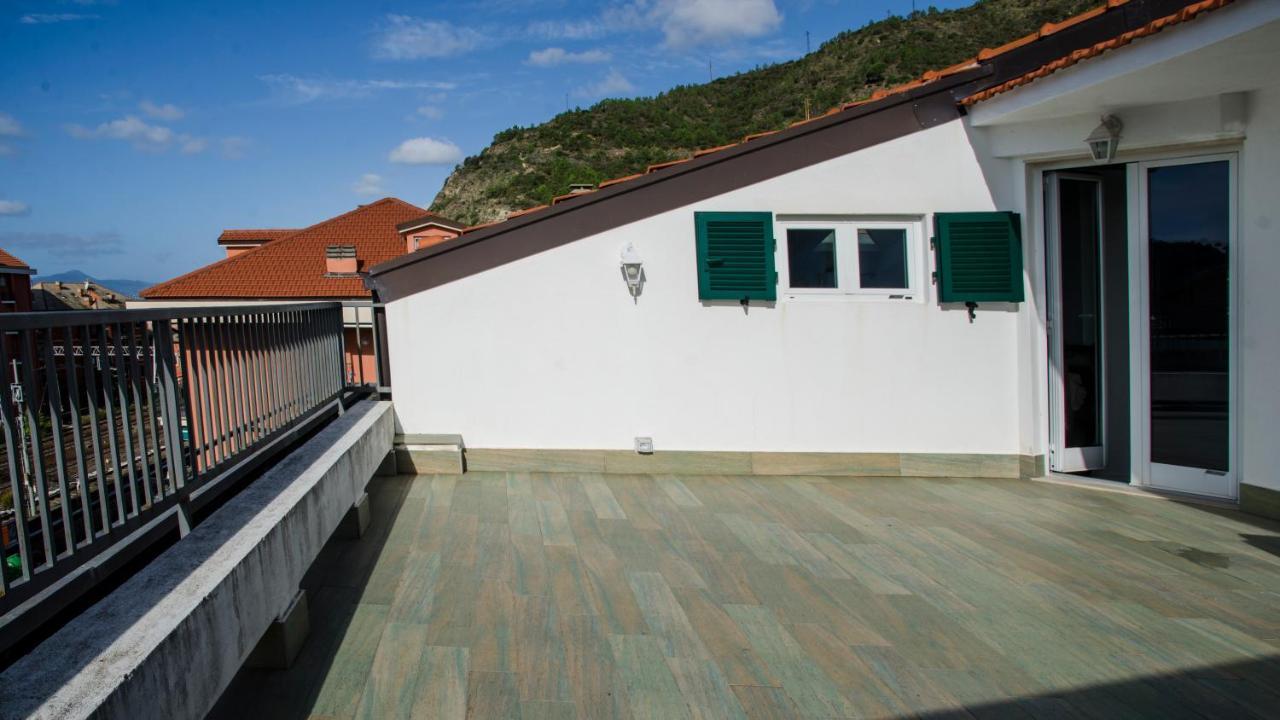 009 - Attico Sant'Anna Vista Mare 150M Dalla Spiaggia Con Terrazza Privata Διαμέρισμα Σέστρι Λεβάντε Εξωτερικό φωτογραφία